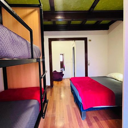 סנטיאגו Enjoy Hostel מראה חיצוני תמונה