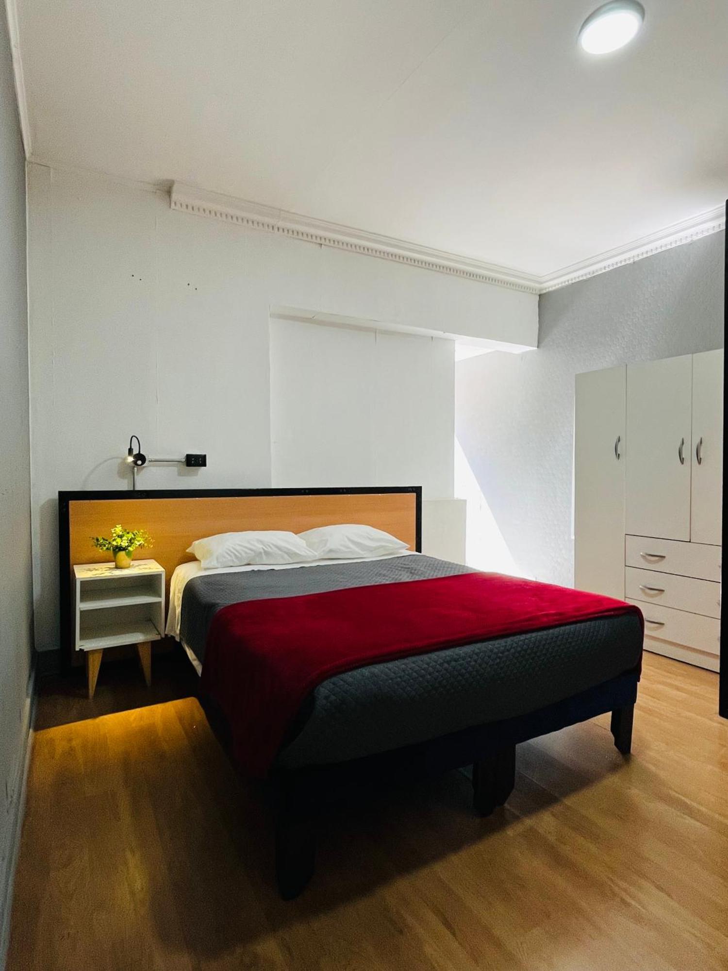סנטיאגו Enjoy Hostel מראה חיצוני תמונה